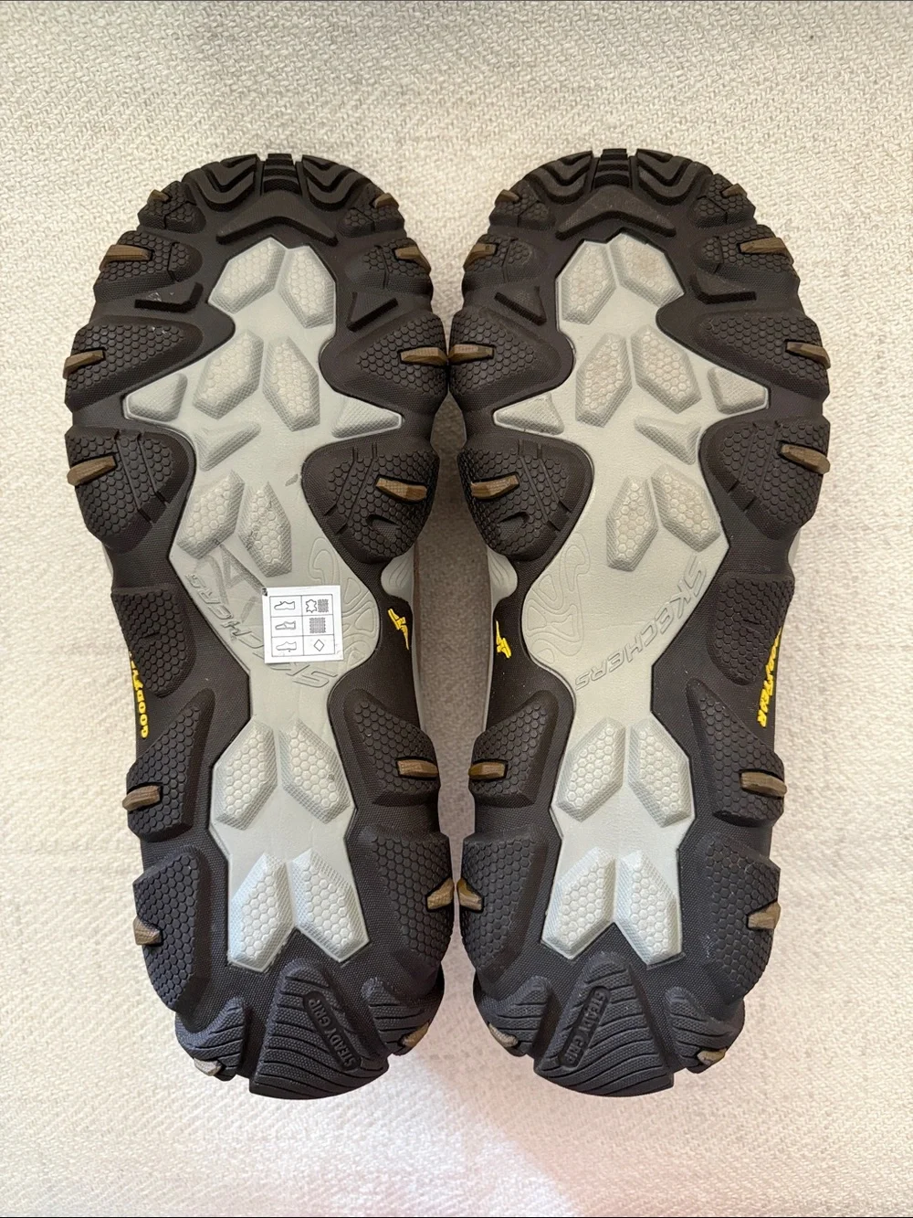 Skechers new tags